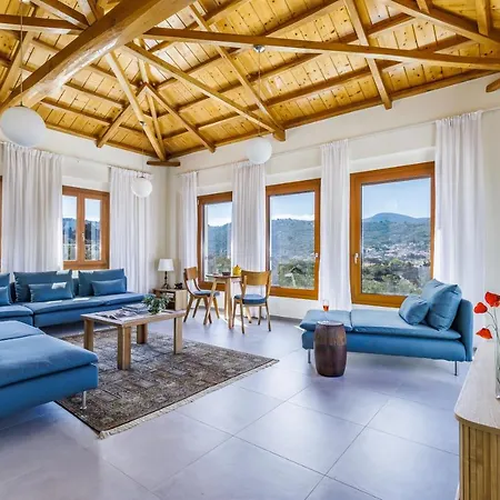 Sunshine Pool Villa *