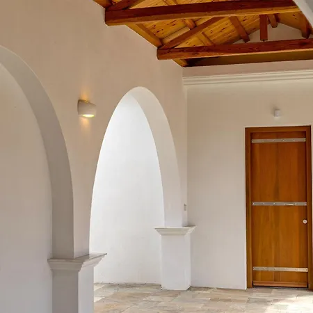 Sunshine Pool Villa Skopelos Town